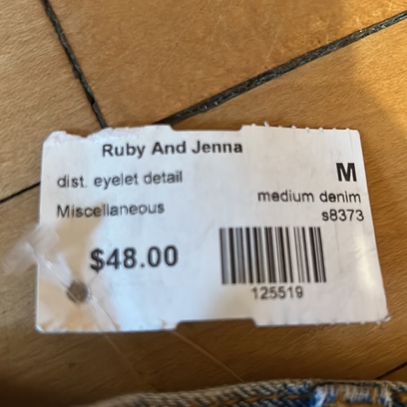 Jean Shorts - Picture 3 of 3